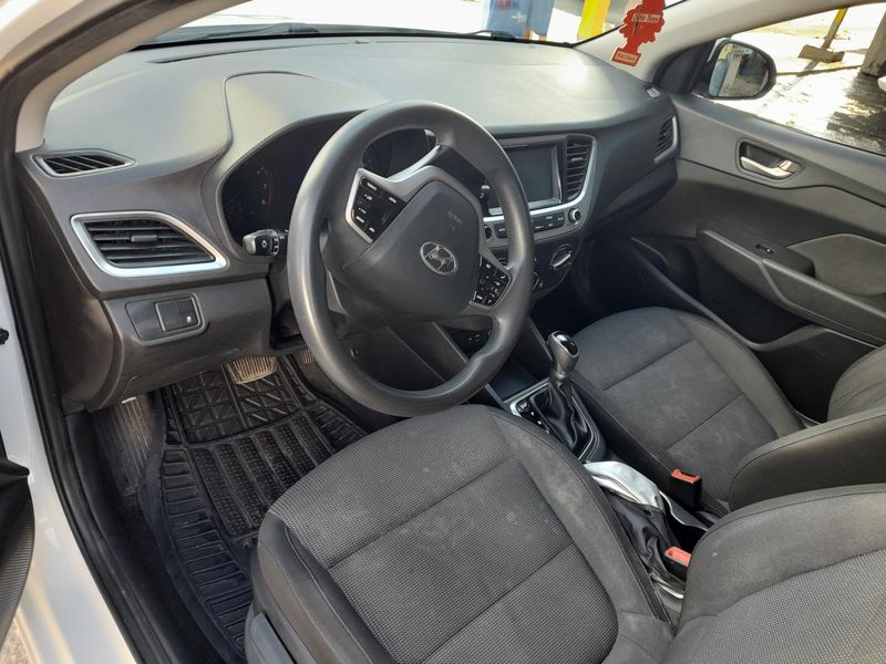 Hyundai Accent • 2018 • 79,900 km 4