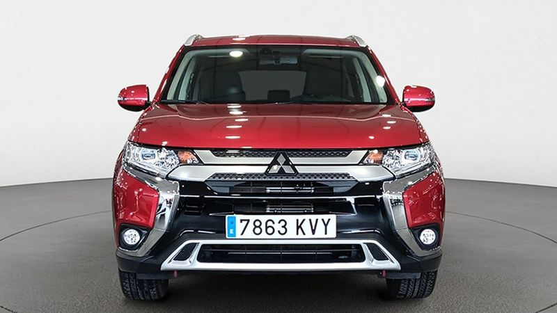 Mitsubishi Outlander • 2019 • 17,586 km 14