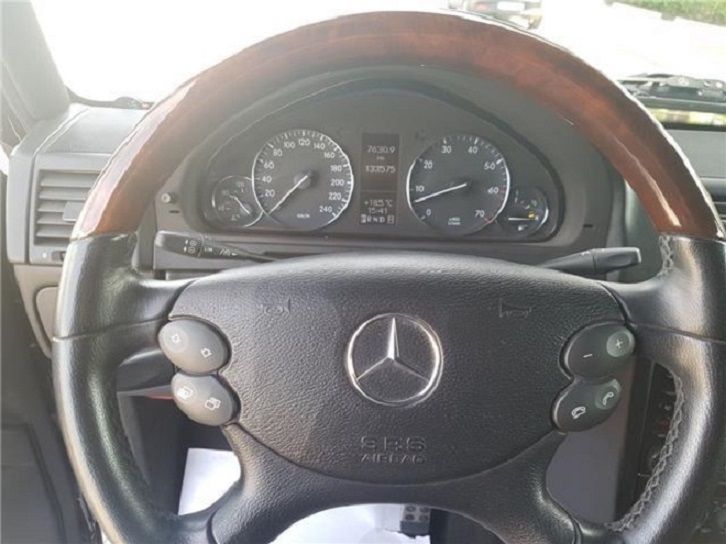 Mercedes-Benz G-Class • 2009 • 135,000 km 8