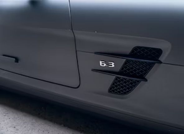 Mercedes-Benz SLS AMG GT • 2013 • 70,000 km 27