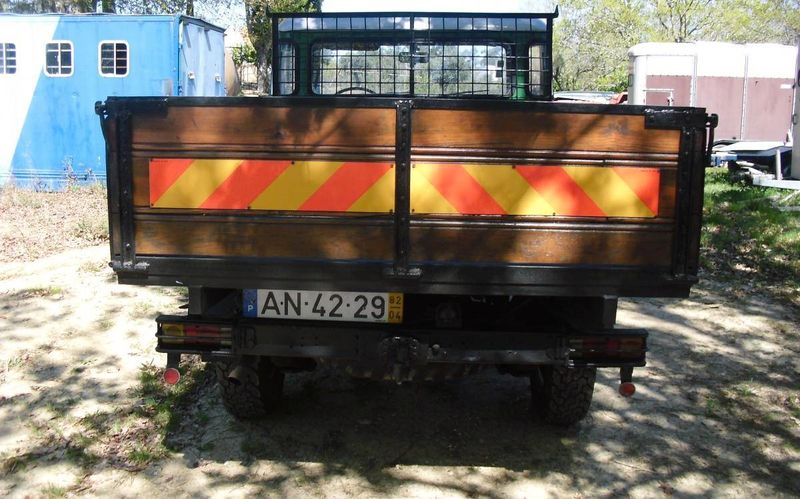 Toyota Land Cruiser • 1982 • 300,000 km 7