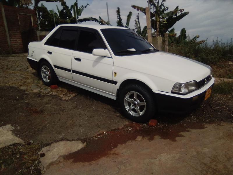 Mazda 323 • 1991 • 10 km 1
