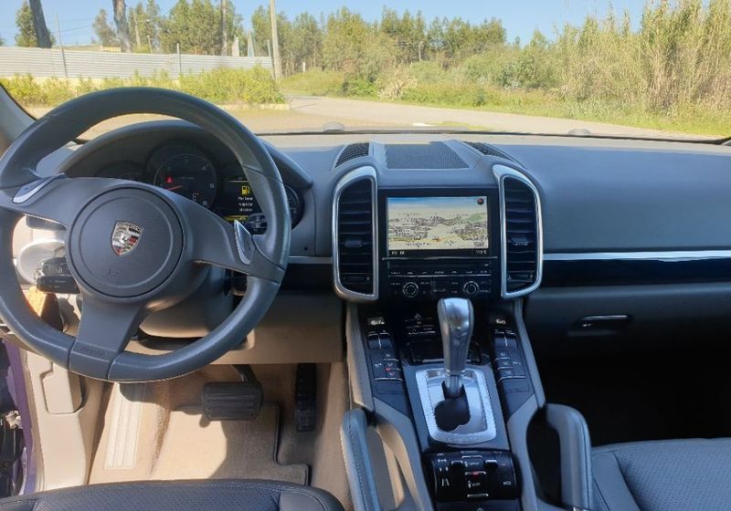 Porsche Cayenne • 2011 • 162,000 km 5