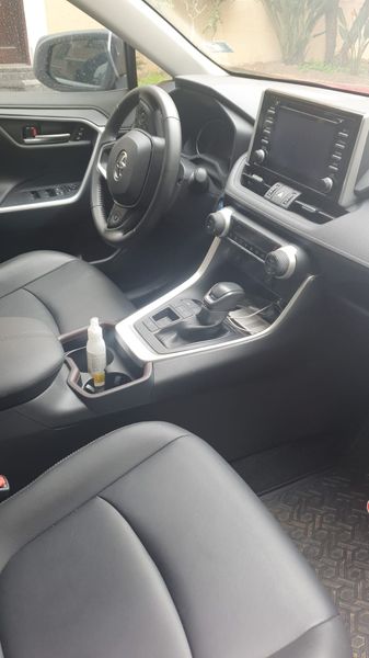 Toyota RAV4 Hybrid • 2021 • 7,000 km 4