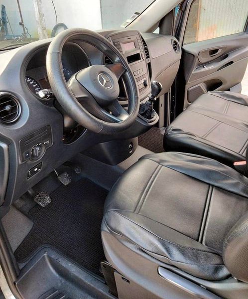 Mercedes-Benz 115 • 2016 • 130,000 km 8