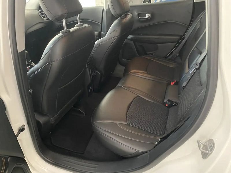 Jeep Compass • 2018 • 98,000 km 7