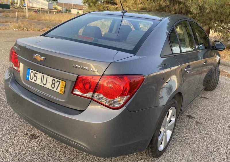 Chevrolet Cruze • 2010 • 128,000 km 1