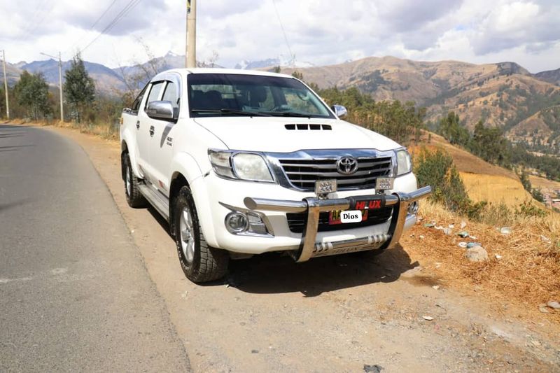 Toyota Hilux • 2014 • 155,115 km 1