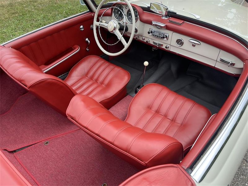 Mercedes-Benz 190 • 1963 • 31,000 km 10