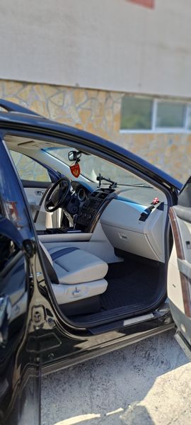 Mazda CX-9 • 2010 • 45,500 mi 4