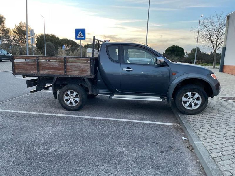 Mitsubishi L200 • 2007 • 260,000 km 3