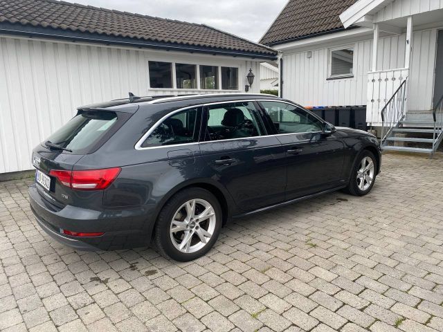 Audi A4 • 2017 • 131,000 km 1