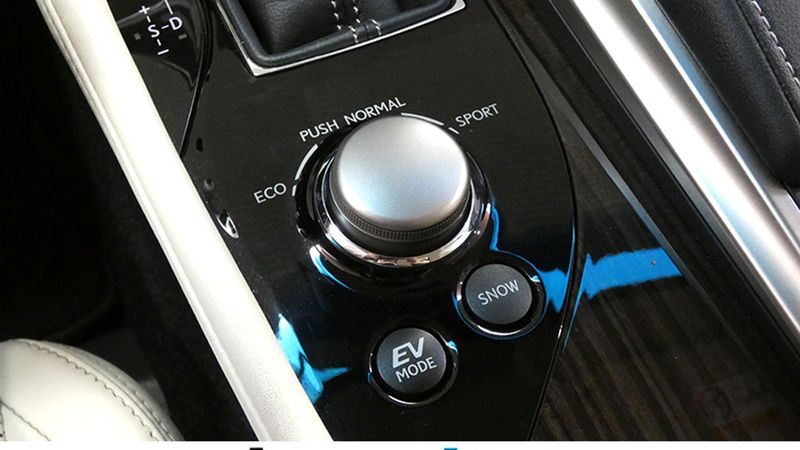 Lexus GS • 2016 • 135,739 km 2