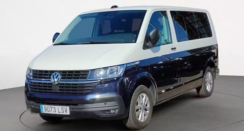 Volkswagen Multivan • 2021 • 74,713 km 2
