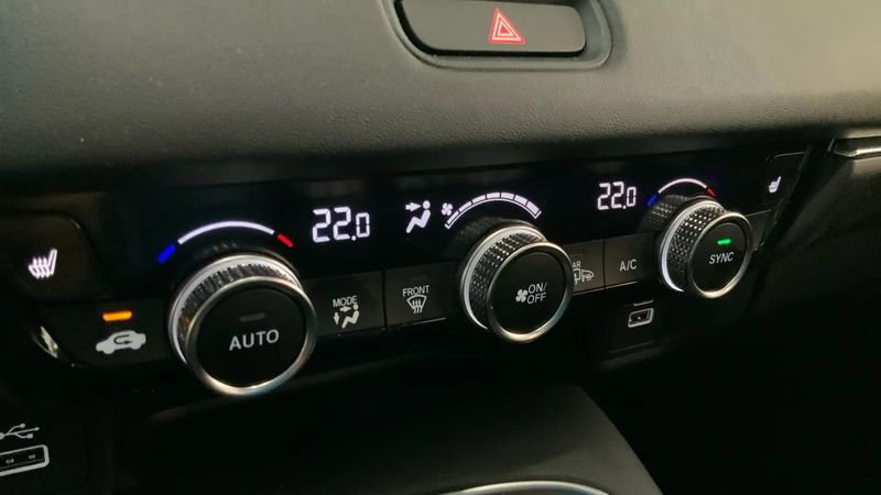 Honda HR-V • 2023 • 4,541 km 8