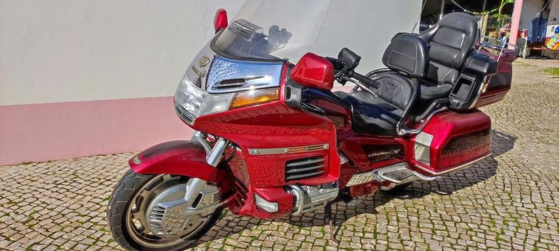 Harley Davidson road king • 2001 • 107,000 km 1