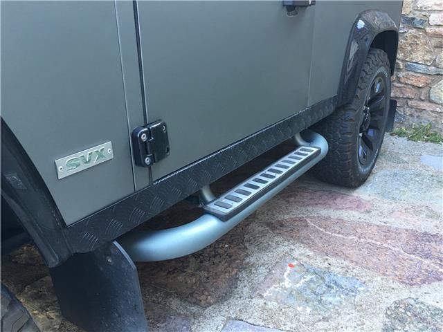 Land Rover Defender • 2008 • 115,000 km 7