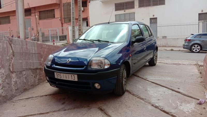 Renault Clio • 2000 • 227,000 km 4
