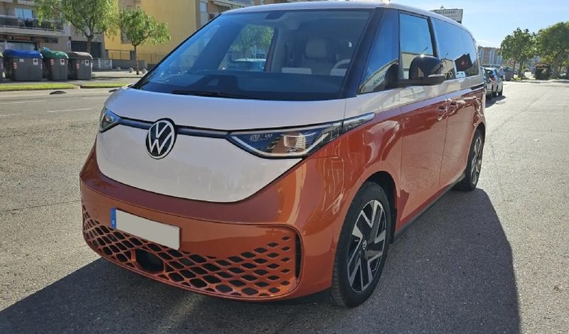 Volkswagen Caravelle • 2023 • 14,000 km 7