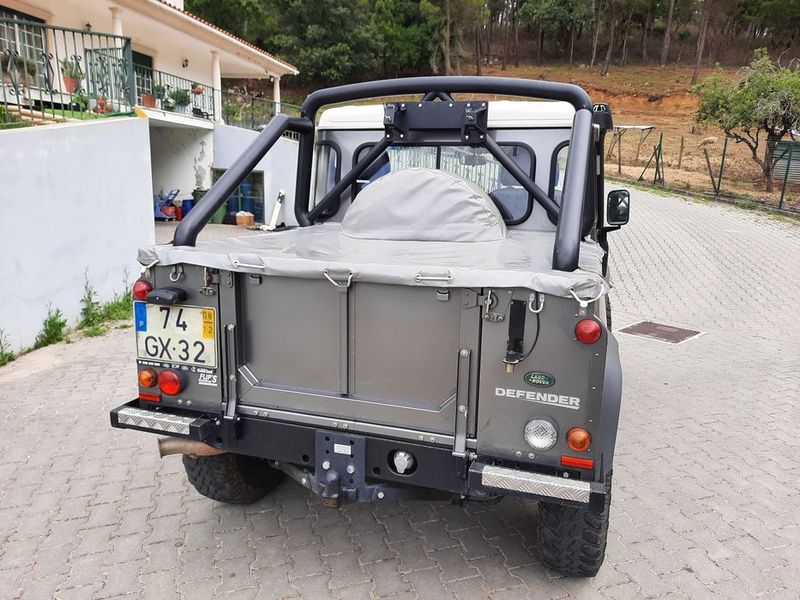 Land Rover Defender • 2008 • 98,000 km 5