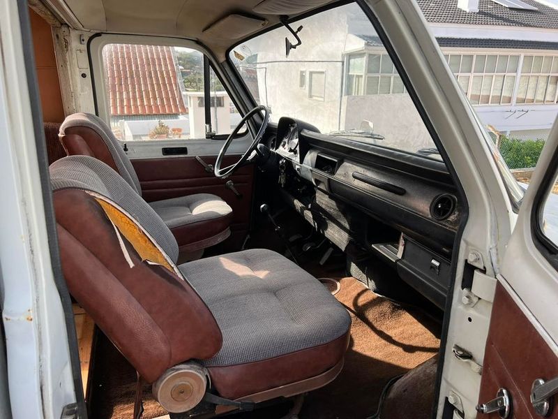Ford Transit Cargo Van • 1977 • 80,000 km 4