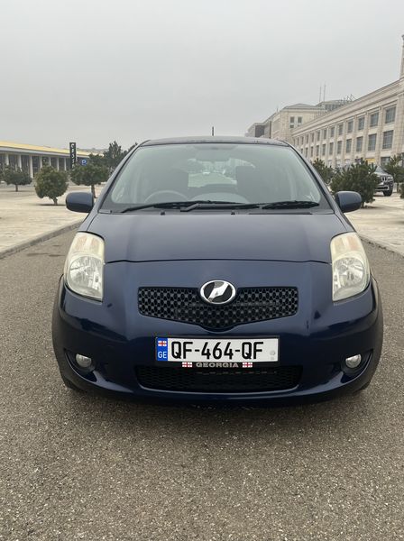 Toyota Vitz • 2006 • 172,337 km 1