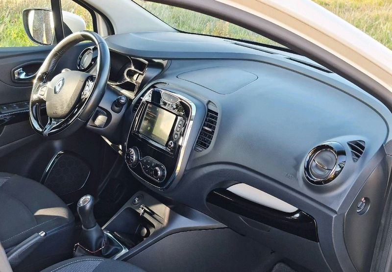 Renault Captur • 2014 • 160,000 km 2