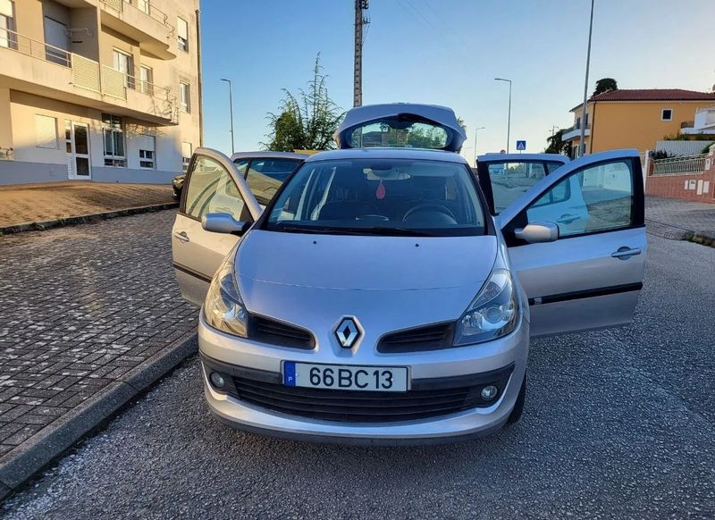 Renault Clio • 2006 • 193,000 km 1