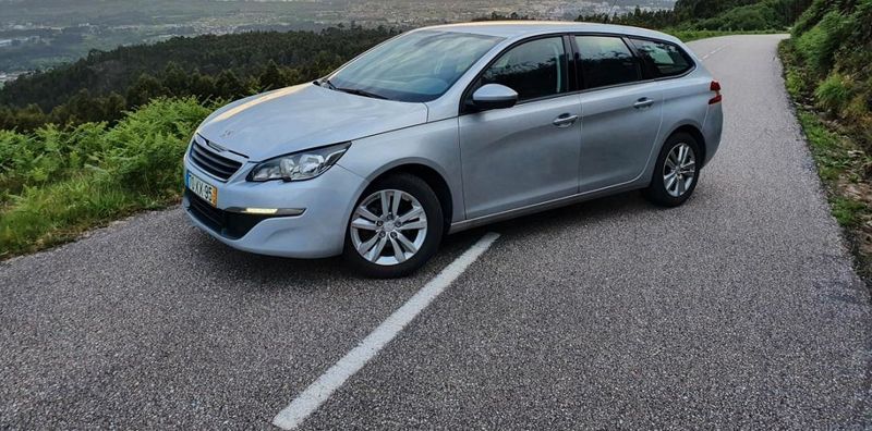 Peugeot 308 • 2014 • 200,000 km 2