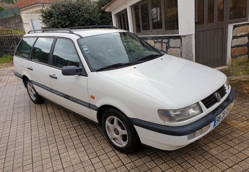 Volkswagen Passat Variant • 1996 • 200,000 km 1