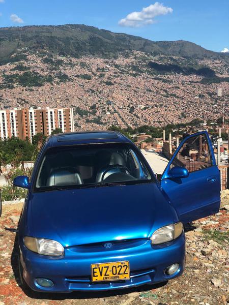 Hyundai Accent • 1978 • 270,000 km 2