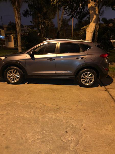 Hyundai Tucson • 2017 • 45,000 km 3