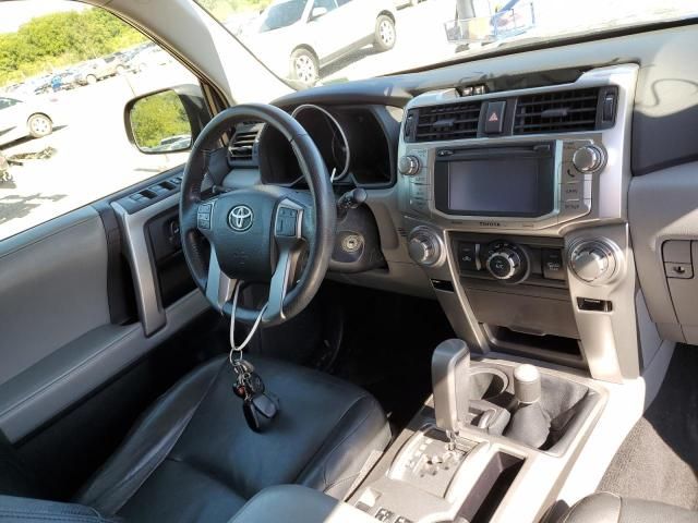 Toyota 4Runner • 2012 • 12 km 7