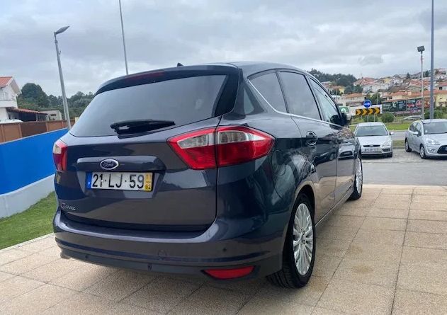 Ford C-Max • 2011 • 180,000 km 1