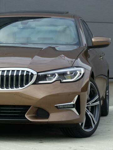 BMW 3 Series • 2019 • 36,609 km 3