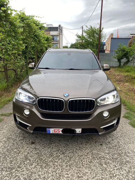 BMW X5 • 2017 • 86,000 mi 12