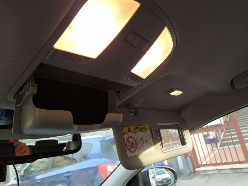 Hyundai Ioniq Electric • 2018 • 79,900 km 6