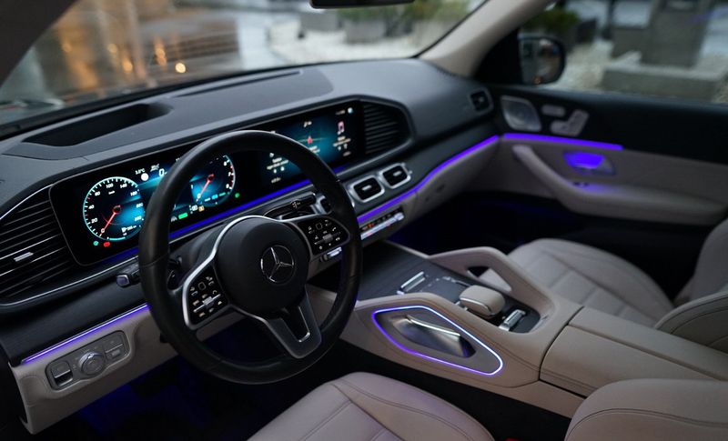 Mercedes-Benz GLE-Class • 2019 • 81,000 km 3