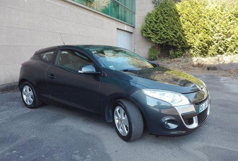 Renault Mégane • 2010 • 140,000 km 4