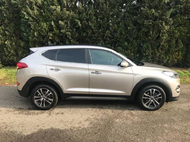Hyundai Tucson • 2017 • 133,600 km 11