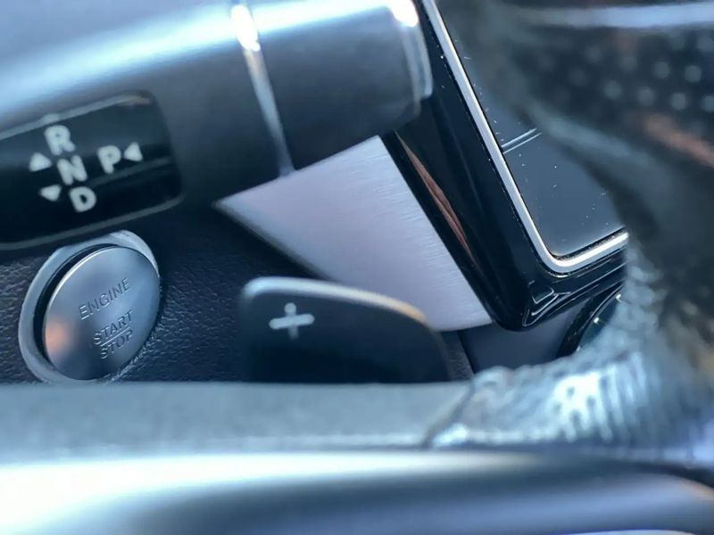 Mercedes-Benz GLE • 2016 • 89,000 km 5