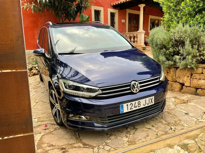 Volkswagen Touran • 2015 • 73,000 km 3