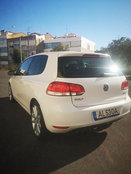Volkswagen Golf • 2009 • 80,000 km 4