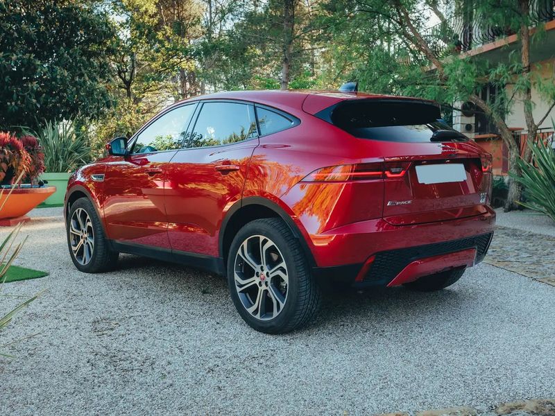 Jaguar E-PACE • 2019 • 72,600 km 8