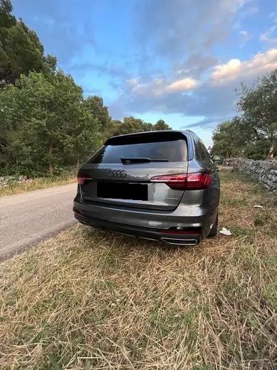 Audi A4 Avant • 2020 • 120,000 km 2