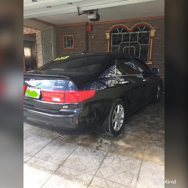 Honda Accord • 2005 • 98,467 km 9