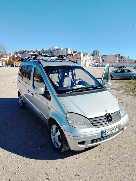 Mercedes-Benz 210 Van • 2002 • 289,000 km 4