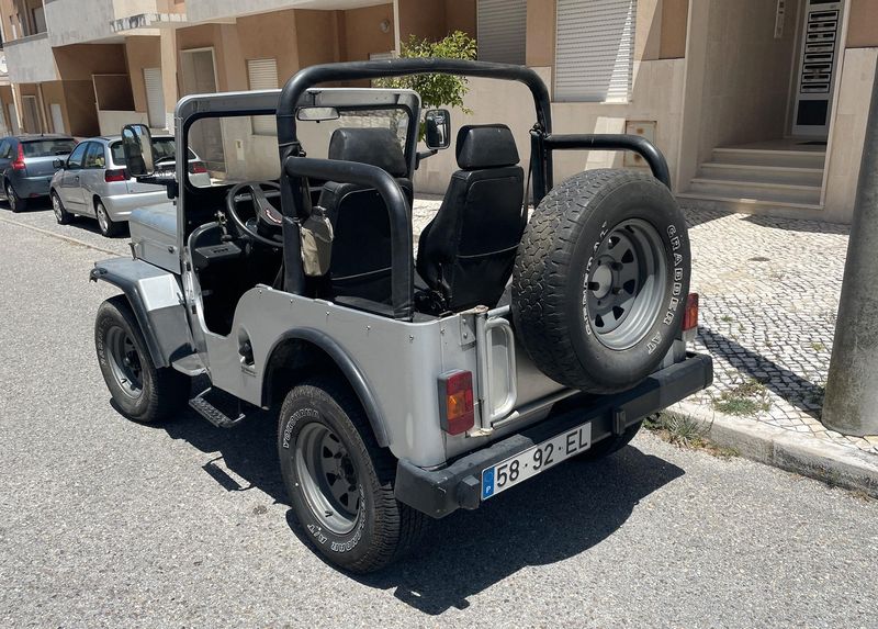 Jeep Liberty • 1994 • 90,000 km 3