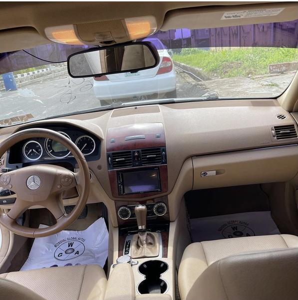 Mercedes-Benz 230 - 300 CE Coupé • 2008 • 90,000 km 7