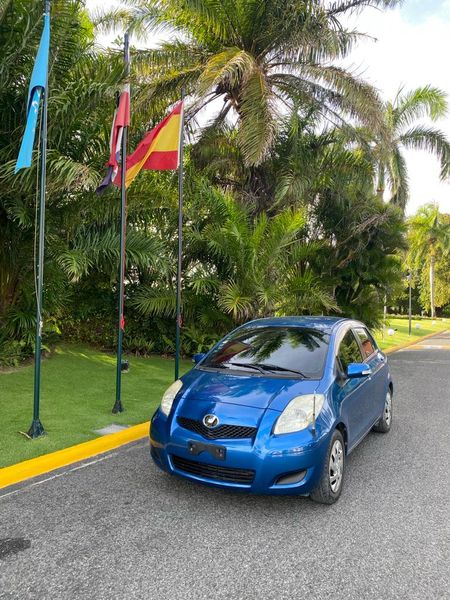 Toyota Vitz • 2010 • 180,000 km 5